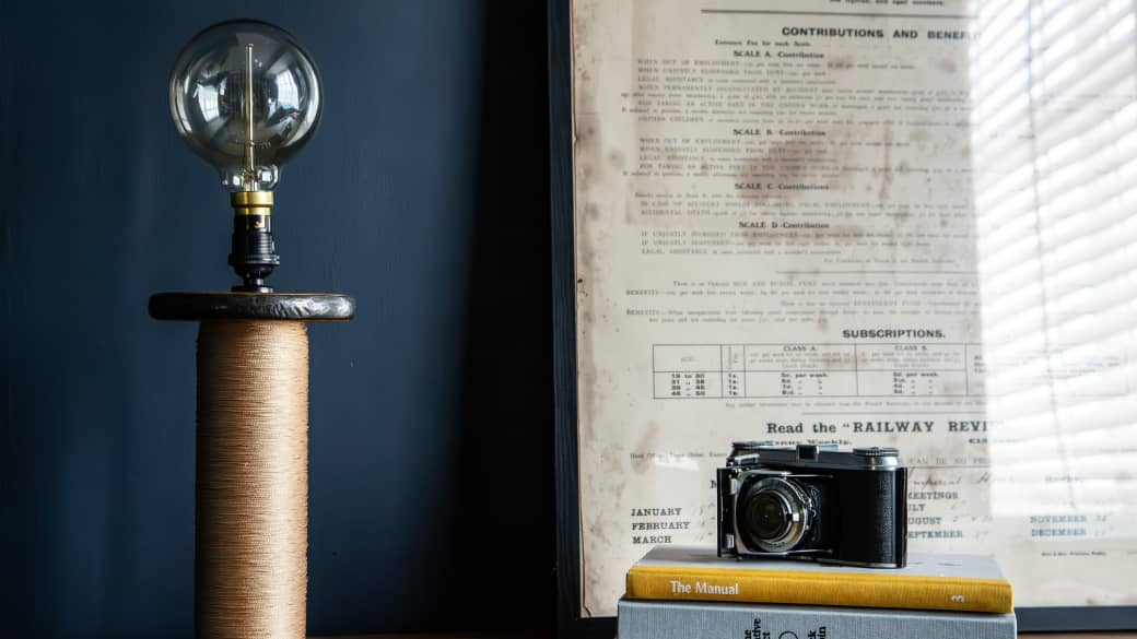 Industrial Lighting: Why Vintage Industrial Lamps Are Transforming Modern Homes