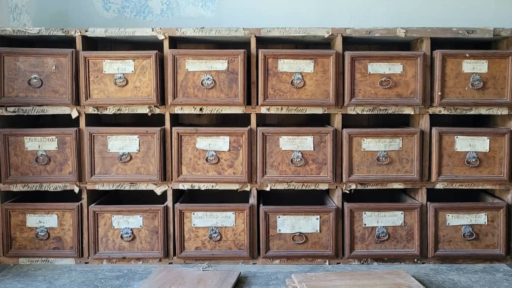 Reworked Furniture: Giving Forgotten Pieces a Second Chance