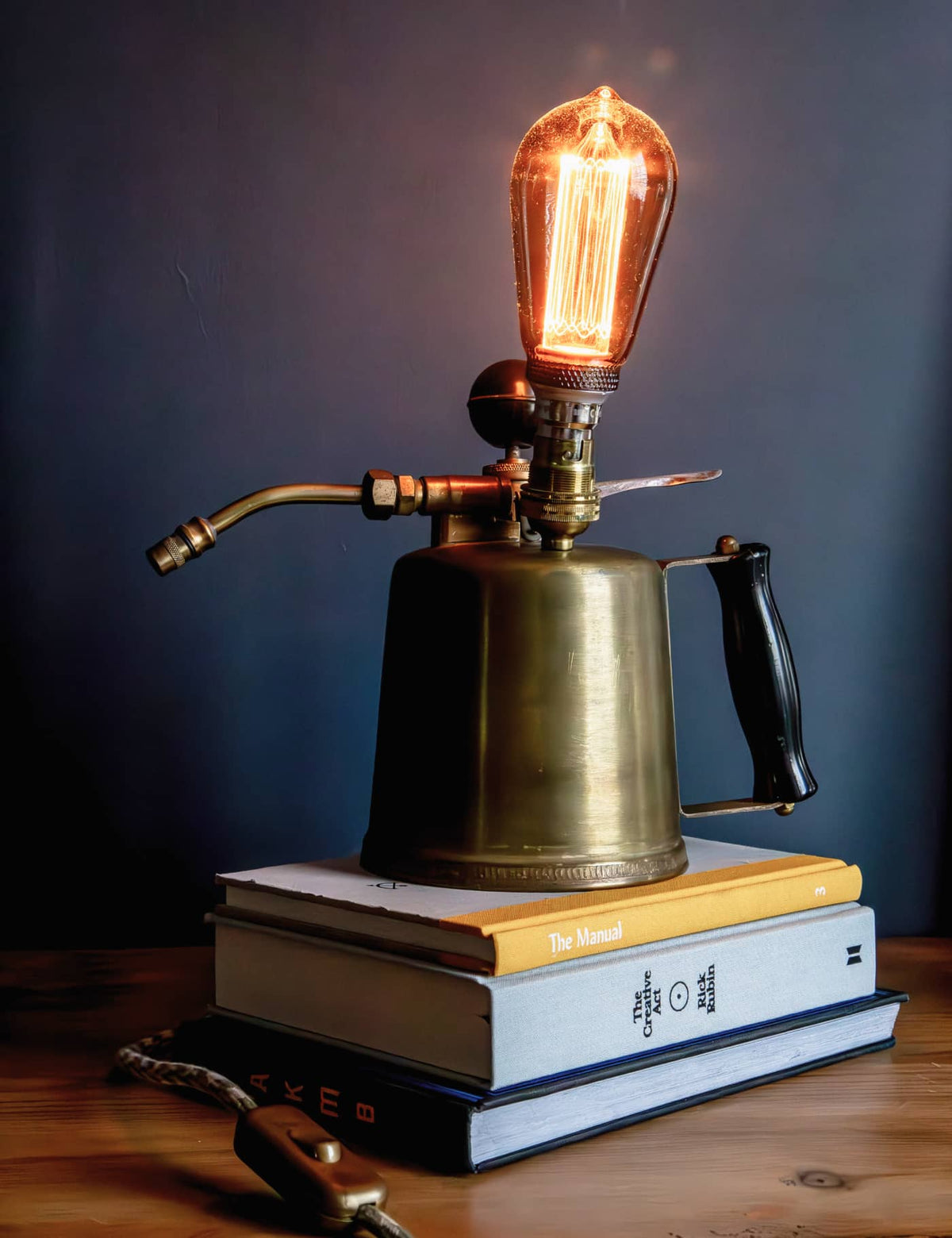 The Botanist - Vintage Mysto No.6 Brass Sprayer Lamp
