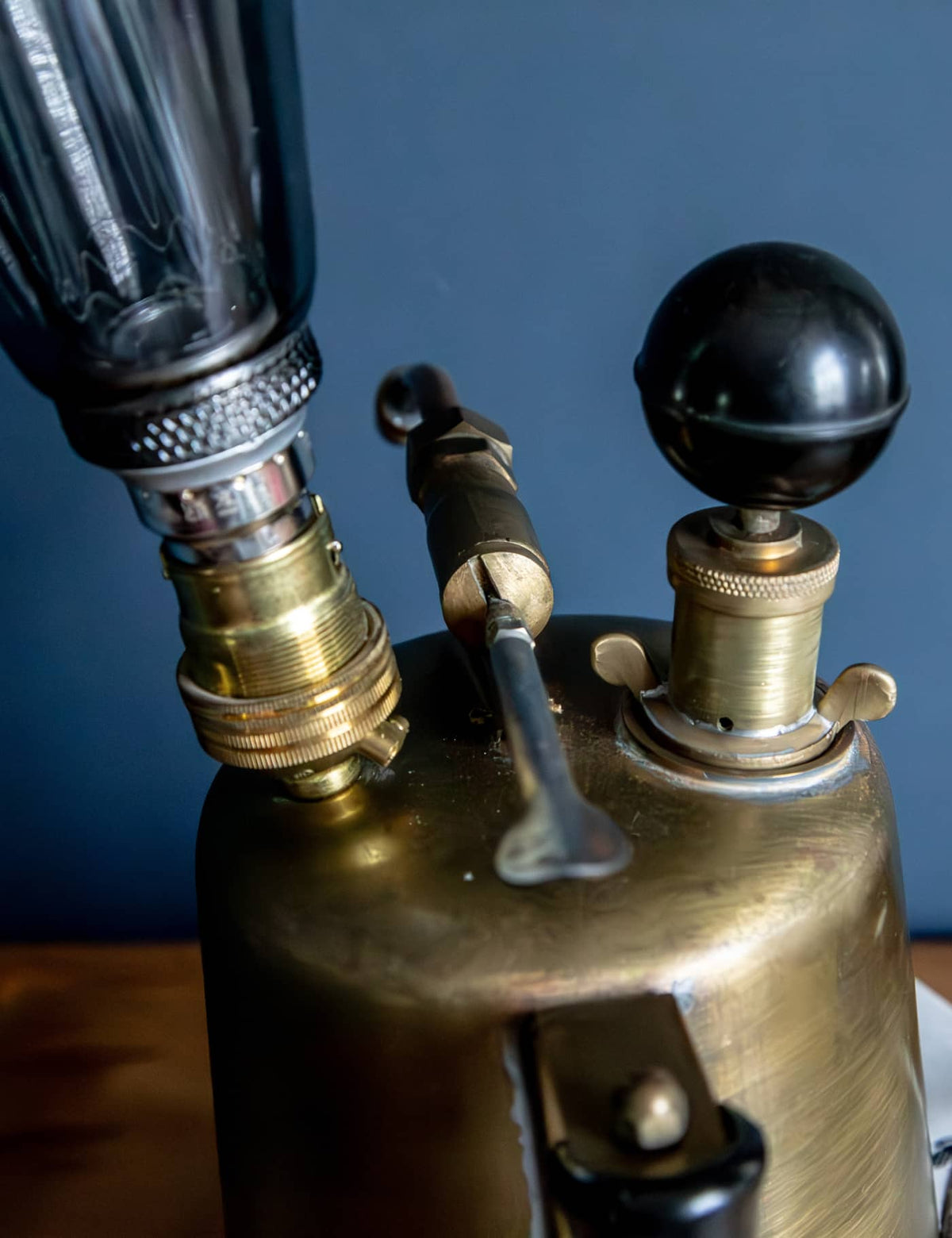 The Botanist - Vintage Mysto No.6 Brass Sprayer Lamp